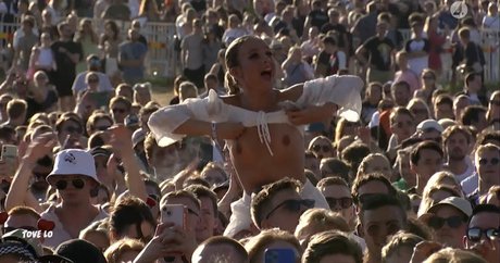 Tove Lo アートスター ギャラリー