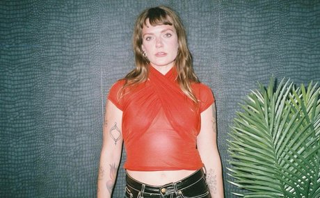 Tove Lo HDポルノスター 画像