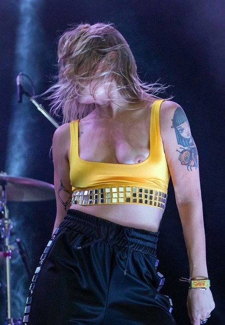 Tove Lo トップスター 写真