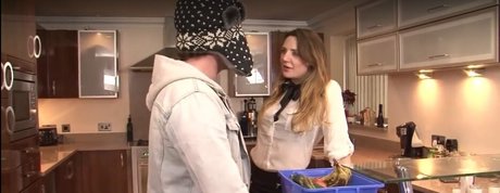 BBW妻オンリーファンズ アート裸 画像