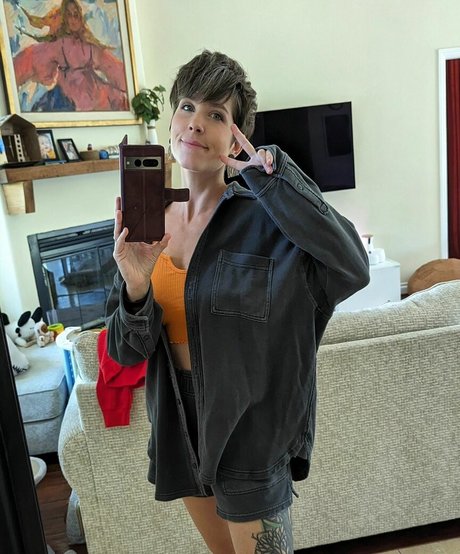 Soe Gschwind セクシーモデル アーカイブ