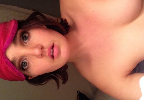 Chloe Fineman ポルノスター xxx 写真