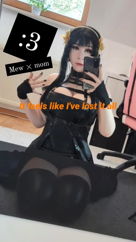 巨乳の熟女オンリーファンズ アダルト無料 写真