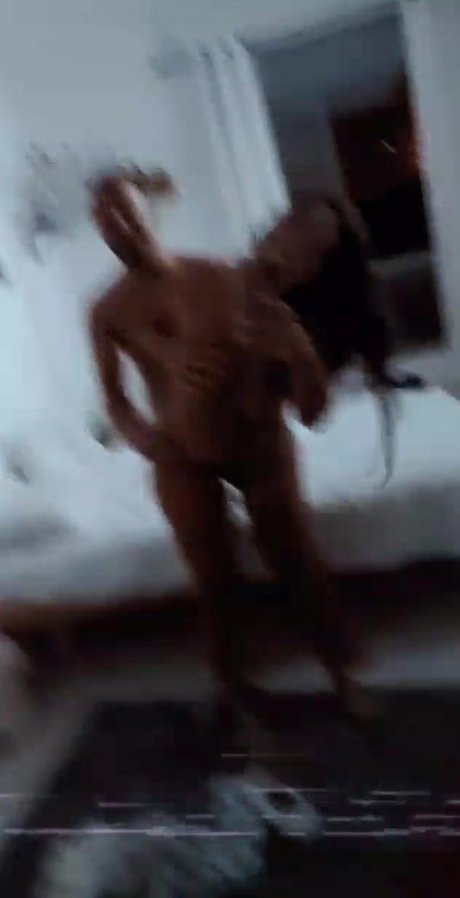 liatosh ポルノモデル 写真