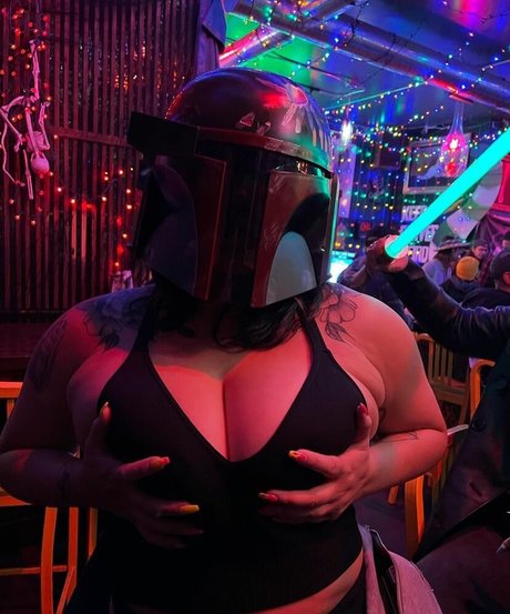 Suki Jade ヌード女優 画像