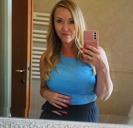 Crystal Sunshine ポルノスター 裸 写真