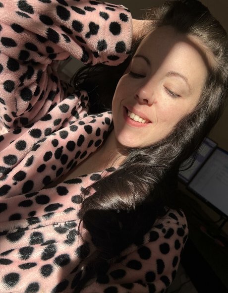 Miss Bb ヌードモデル 画像