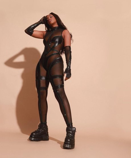 BBWキティOnlyFans 無料エロ ギャラリー