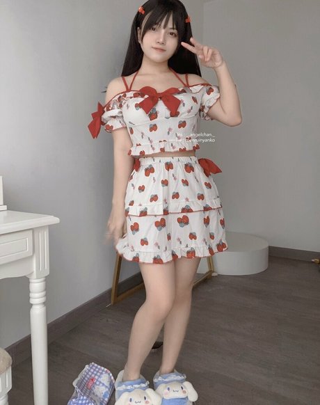 Angel Chan ポルノスター セックス ギャラリー