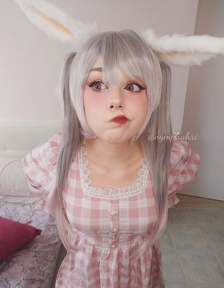 若い黒人女性オンリーファンズ アートヌード 写真