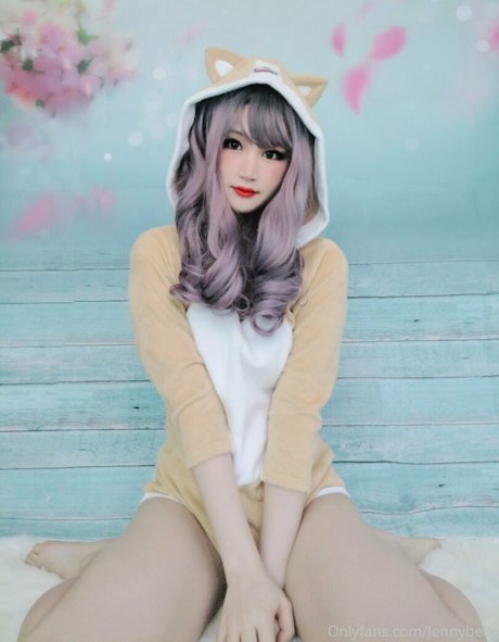 太めのブロンドオンリーファンズ ヌード ギャラリー