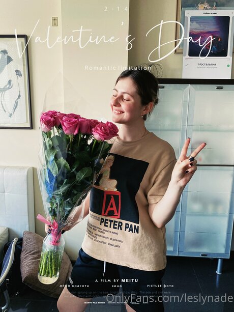 For you Lesly_ ポルノスター トップ 写真