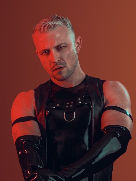 Leo Rush ポルノモデル 画像