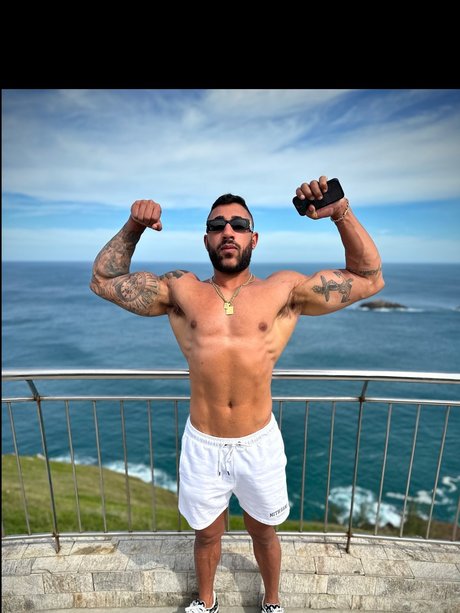 Leonardo Ribeiro_ 限定モデル 画像