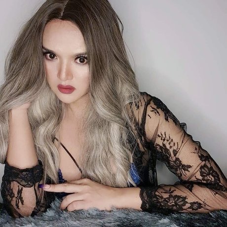 Leelex ヌード女優 写真