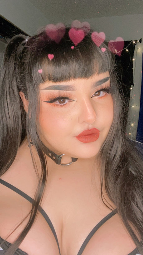 オンリーファンズでのセクスティング 無料裸 写真