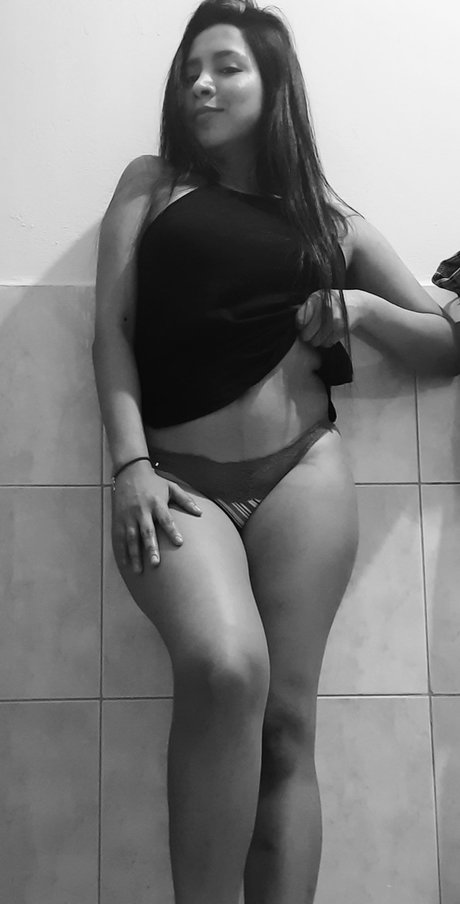 Lisa B セックスポルノスター 画像