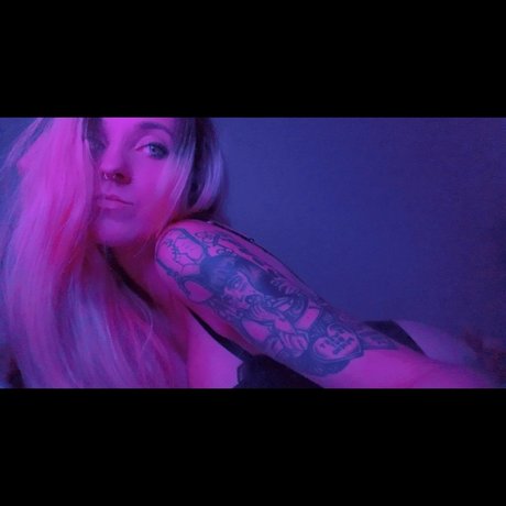 エボニー無料オンリーファンズ 無料xxx 画像