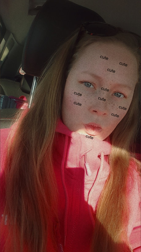 LiloAxcess ポルノスター 高品質 写真