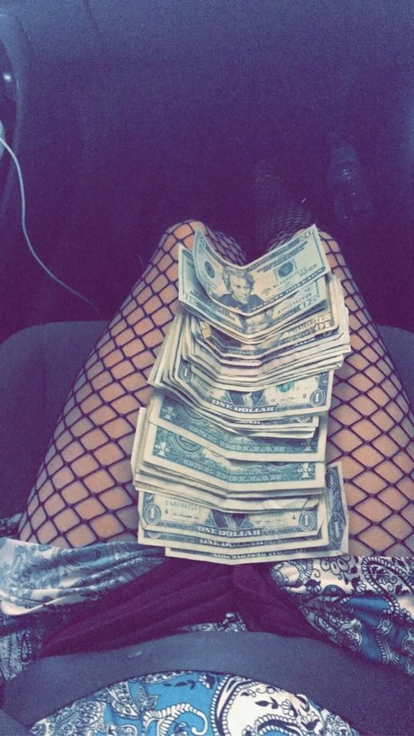 LilCoCo セックス女優 写真