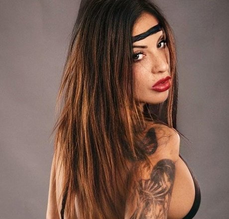 Lola Ruiz Pstar ポルノスター パーフェクト ギャラリー