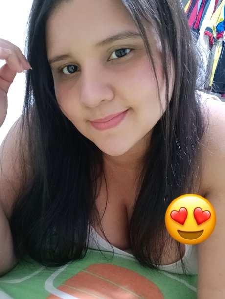 LOLY_ 完璧なスター 画像