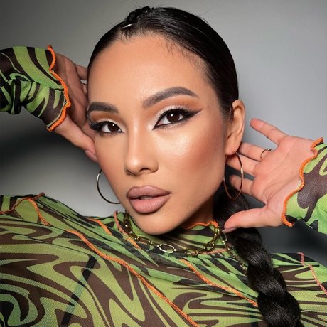 主観視点の手コキOnlyFans 裸 写真