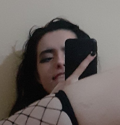 Lola Peach_ アダルトスター 画像