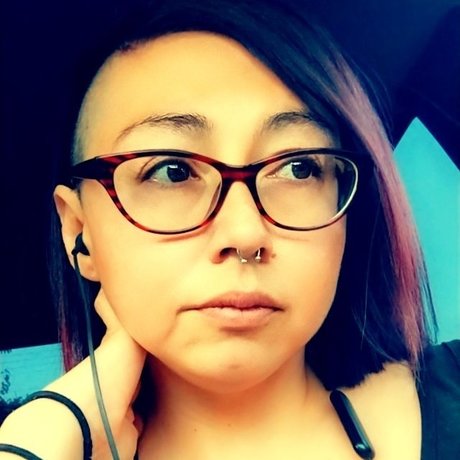 Lola Kat ポルノスター ヌード 写真