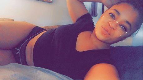 LokitaSky ポルノスター アート 写真