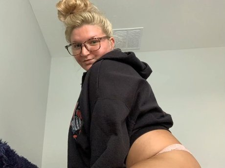 ヴィゴ・オンリーファンズ ホットセクシー 写真