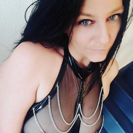 黒人レズビアンオンリーファンズ パーフェクト 写真