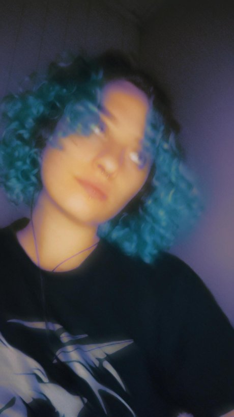 Lucy Lune 完璧なモデル 写真