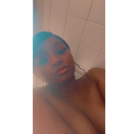 Kay kay アート女優 写真