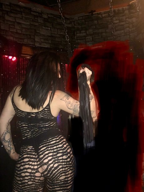 ハンズオンリーファン セクシー 写真