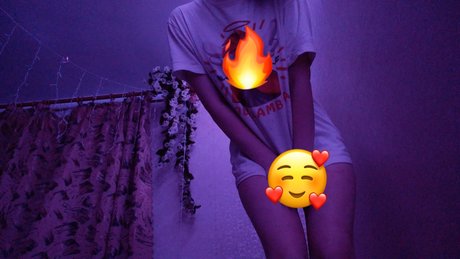 Meavvi free 裸モデル ギャラリー