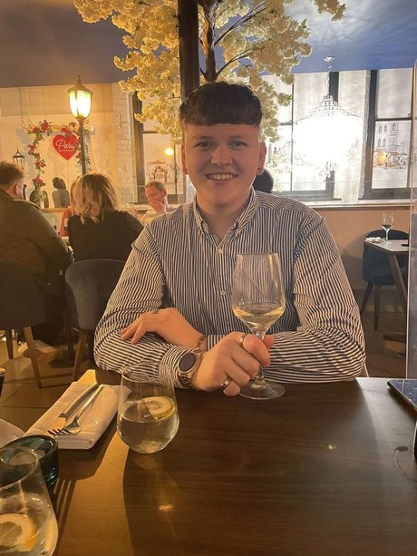 Max Greeley ポルノスター セックス 画像