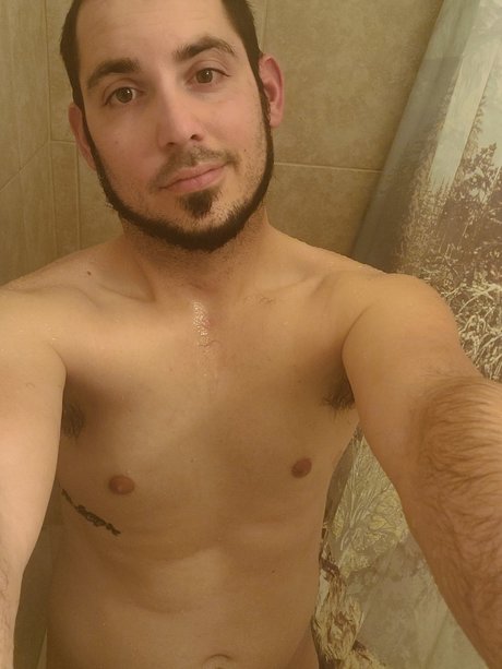 Richard Moore セックス女優 写真