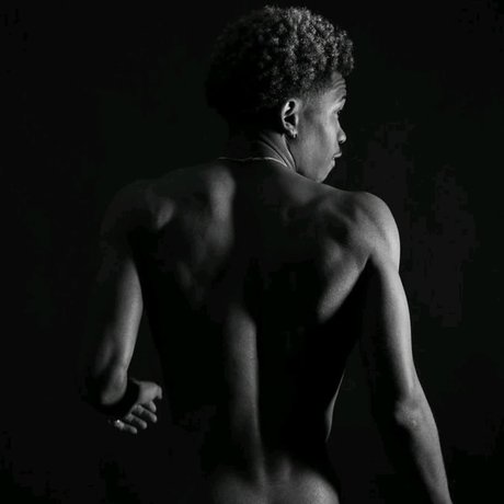 Miketrillaa ポルノスター 画像