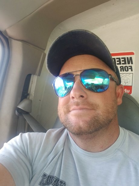 ビーチでのフェラチオ OnlyFans アートポルノ 写真