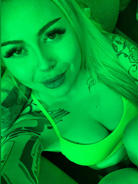 Michelle Green 裸のスター 写真