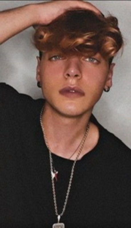 イギリスのプッシーOnlyFans エロ 写真