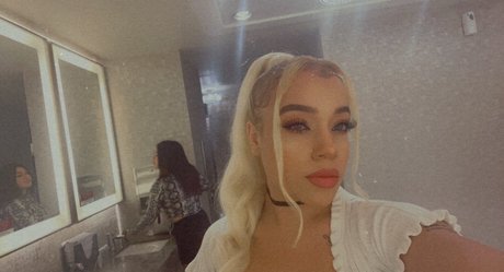 オンリーファンズでのセクスティング セクシーxxx 画像