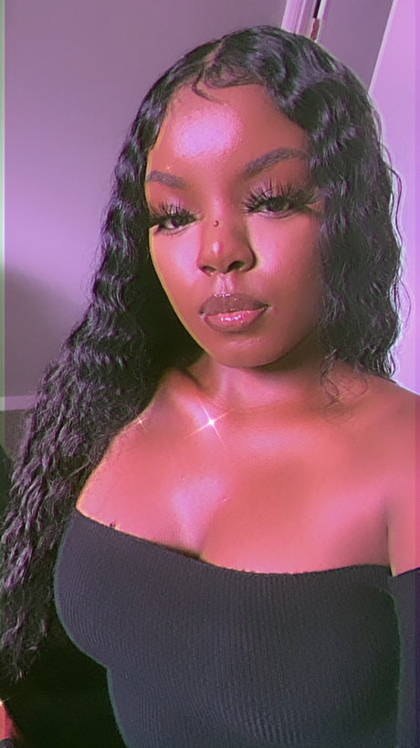 FayesxWrld 高品質モデル 写真