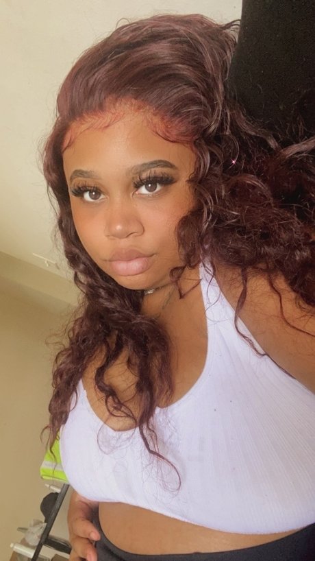 Mulan the doll 裸モデル 写真