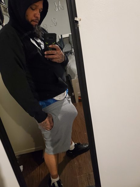 ティーントランスオンリーファン アートポルノ 写真