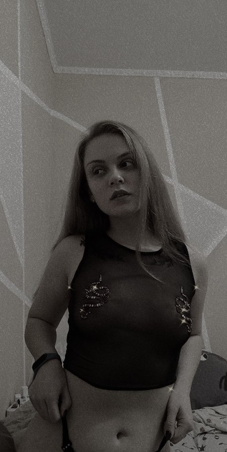 Nekina ポルノスター 写真