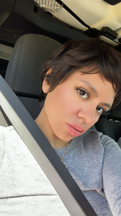 Nature cat 素敵なモデル 画像