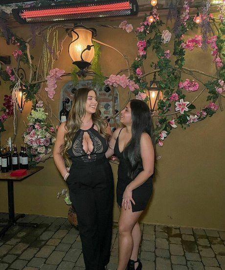 Adiel Grech エロティックなポルノスター 写真