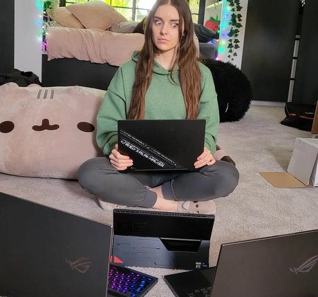 Loserfruit ポルノスター xxx 写真